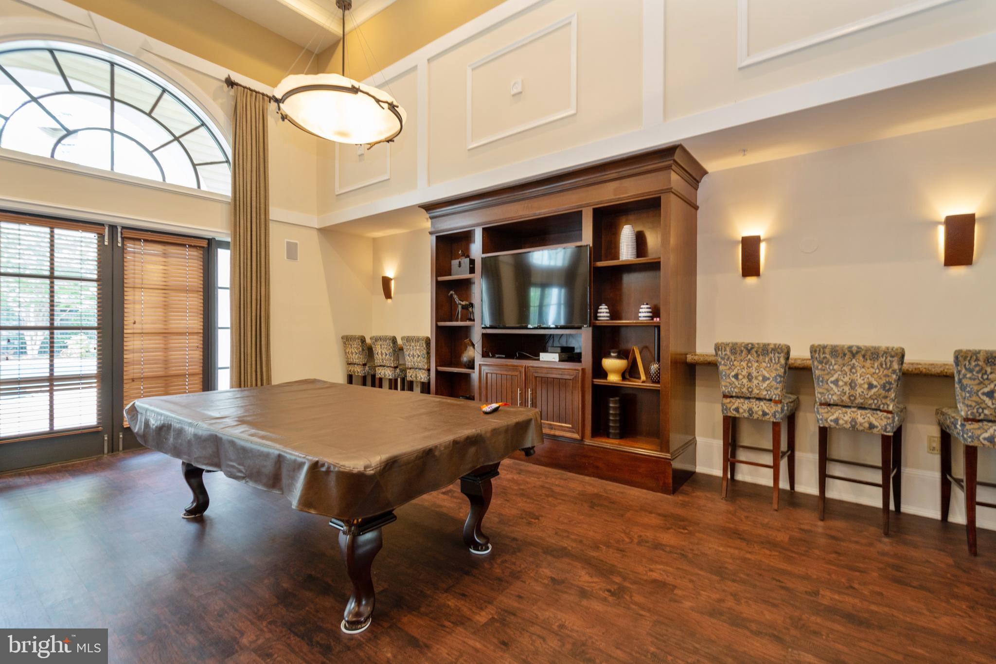 GROVE AT ARLINGTON - Residential