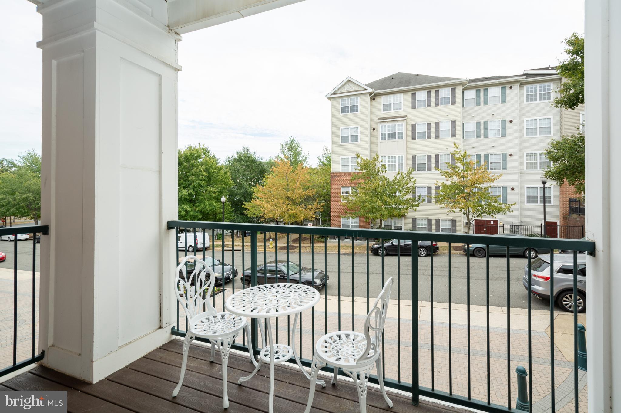 GROVE AT ARLINGTON - Residential