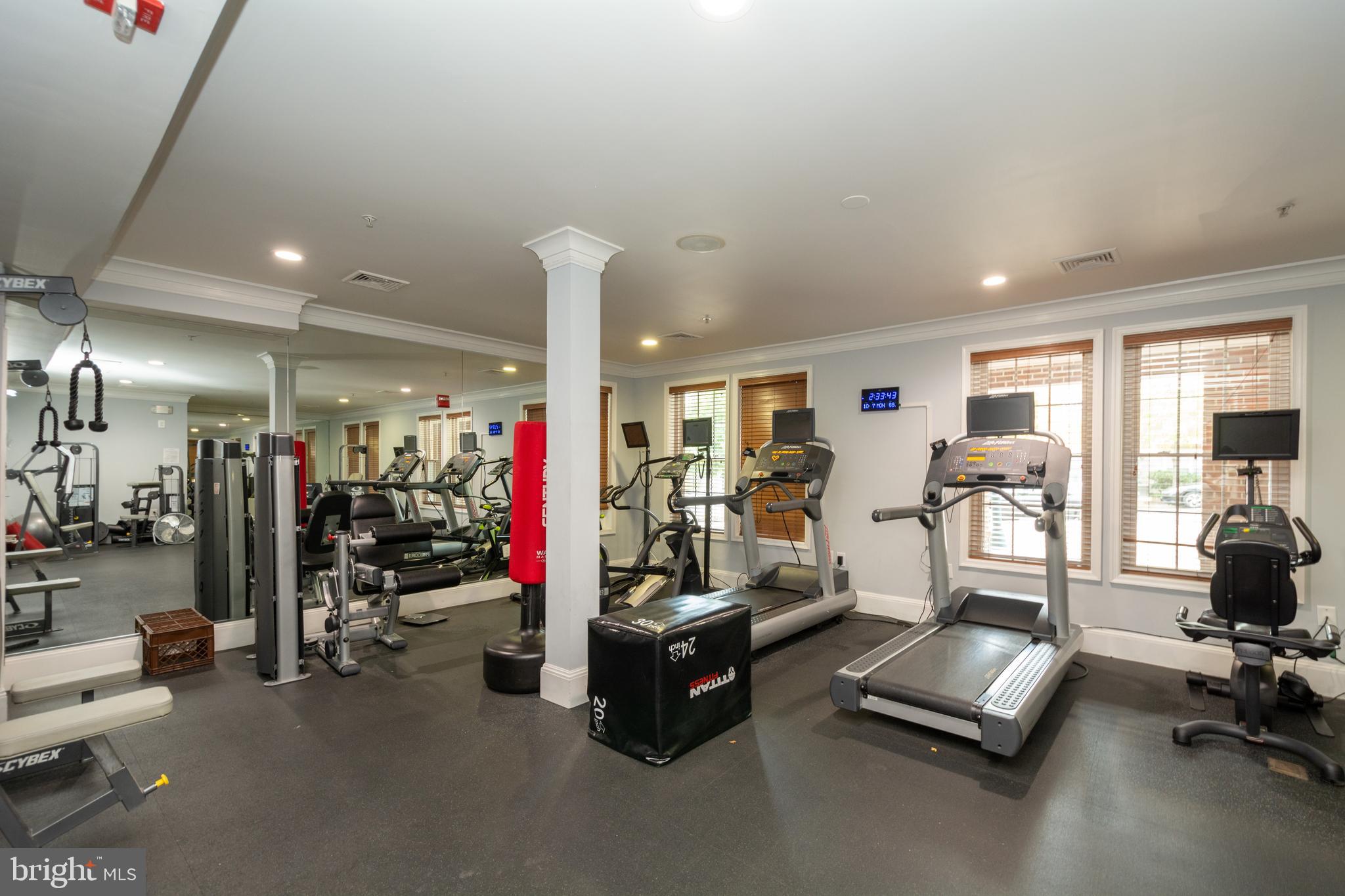 GROVE AT ARLINGTON - Residential