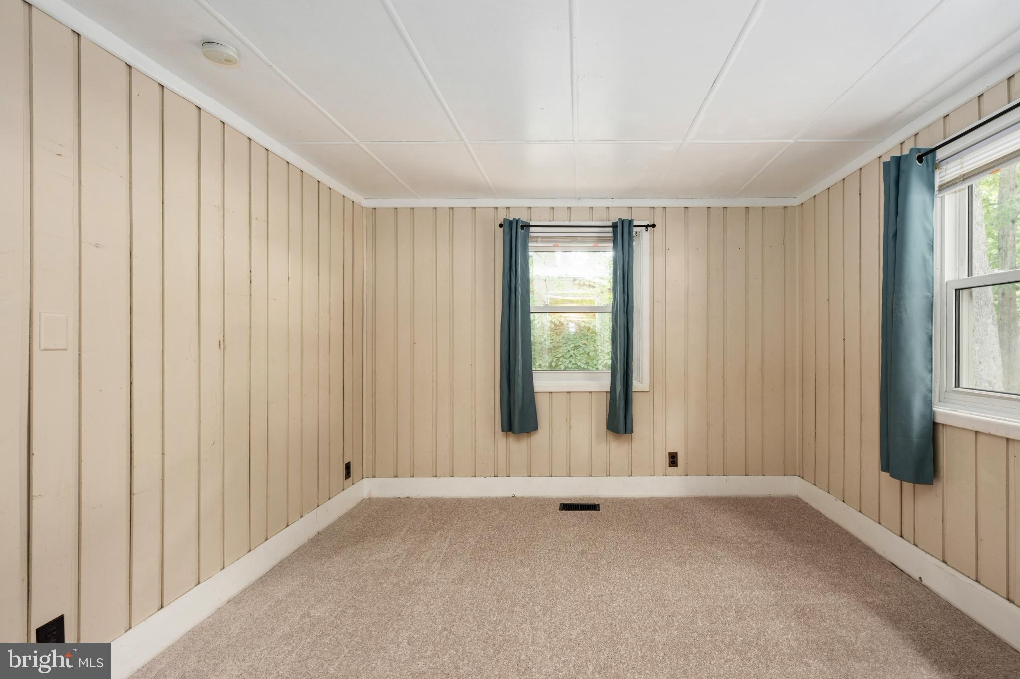 LAKE OF THE WOODS - Residential