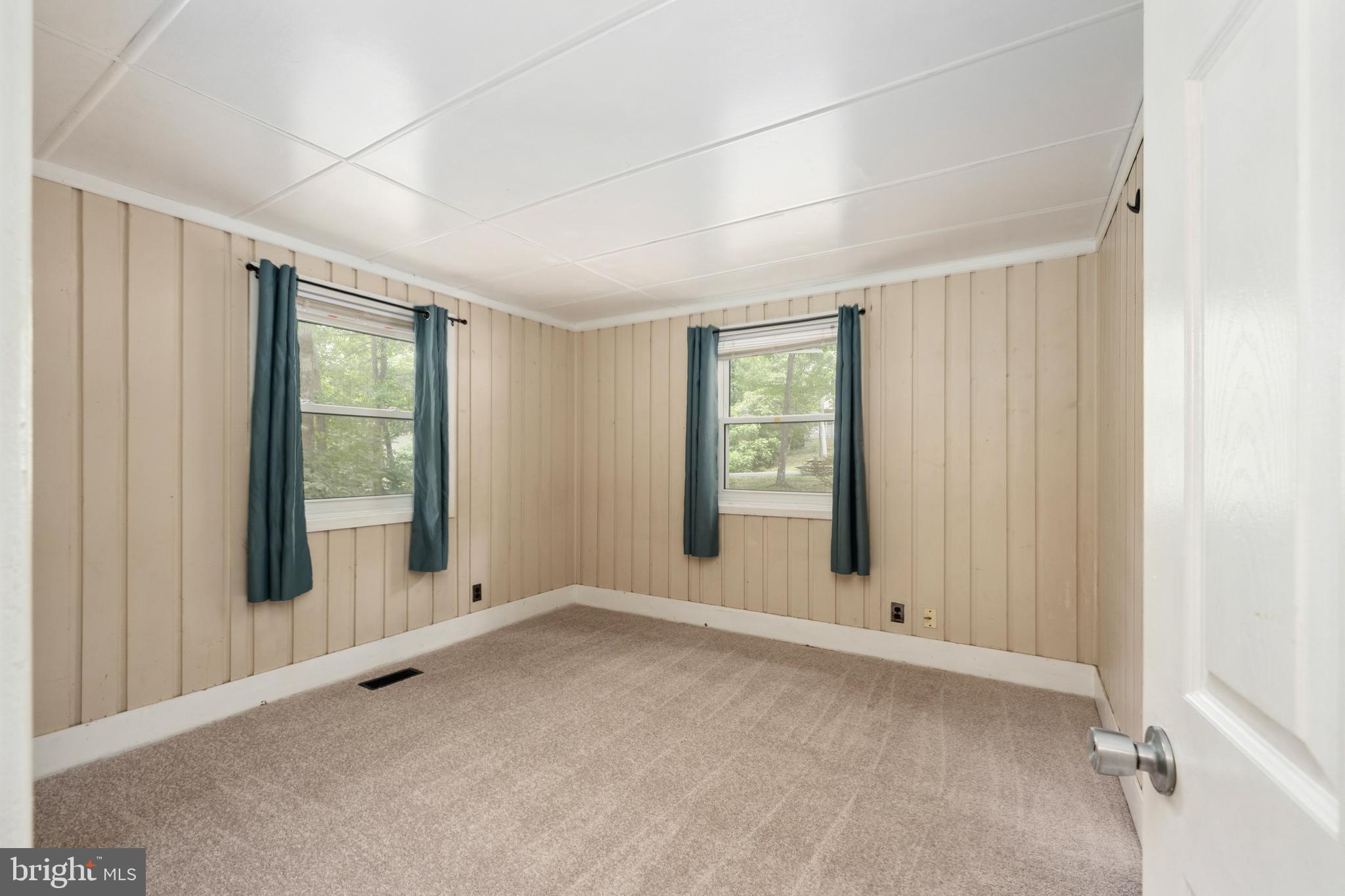 LAKE OF THE WOODS - Residential