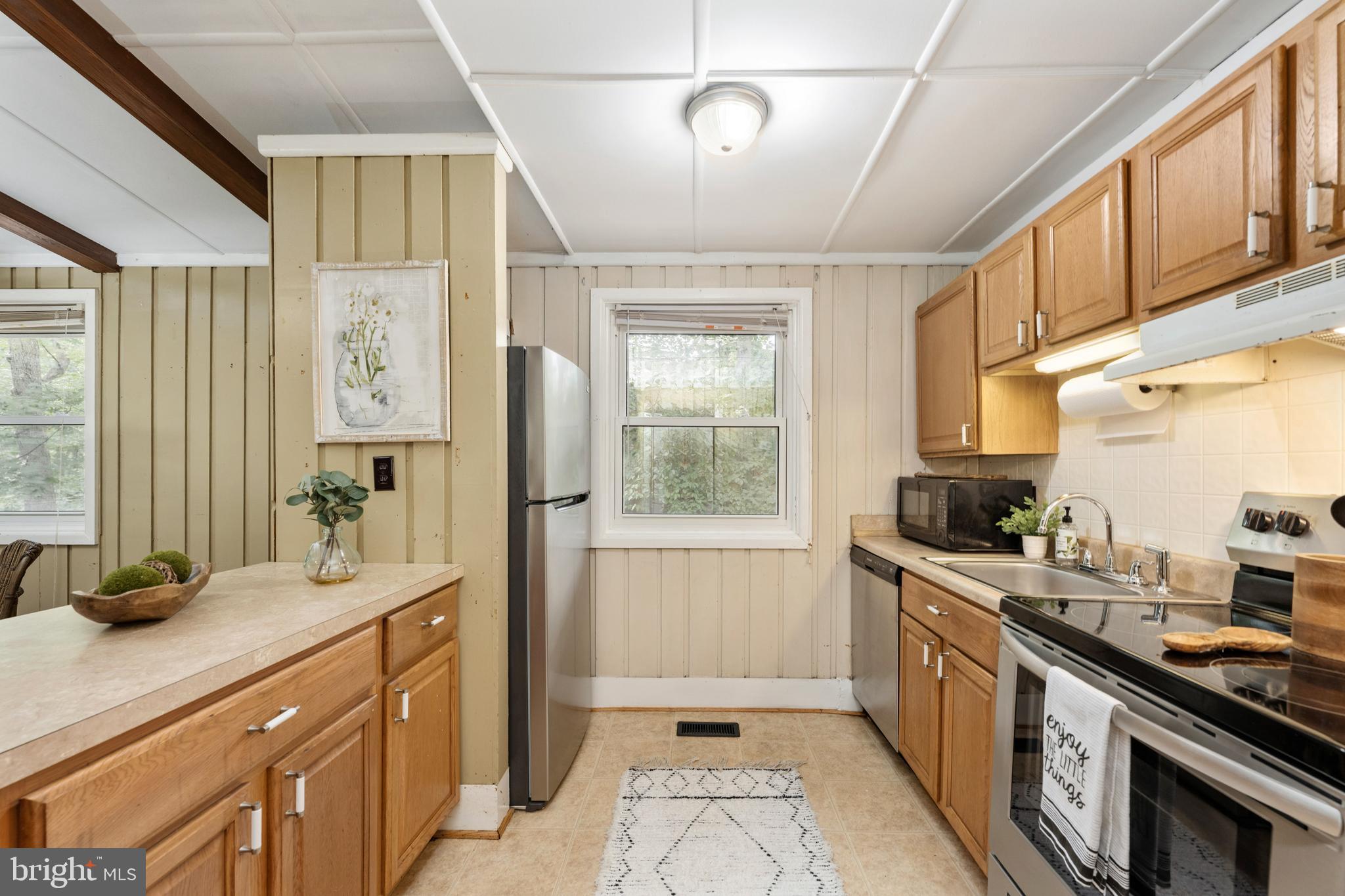 LAKE OF THE WOODS - Residential