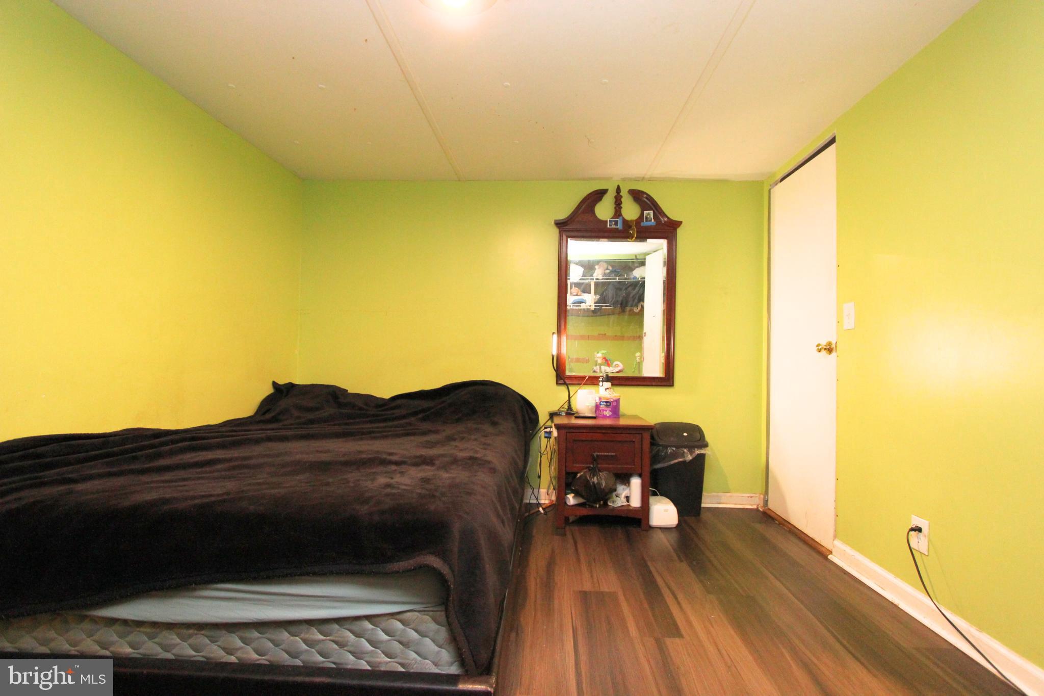 FOXWOOD VILLAGE - Residential