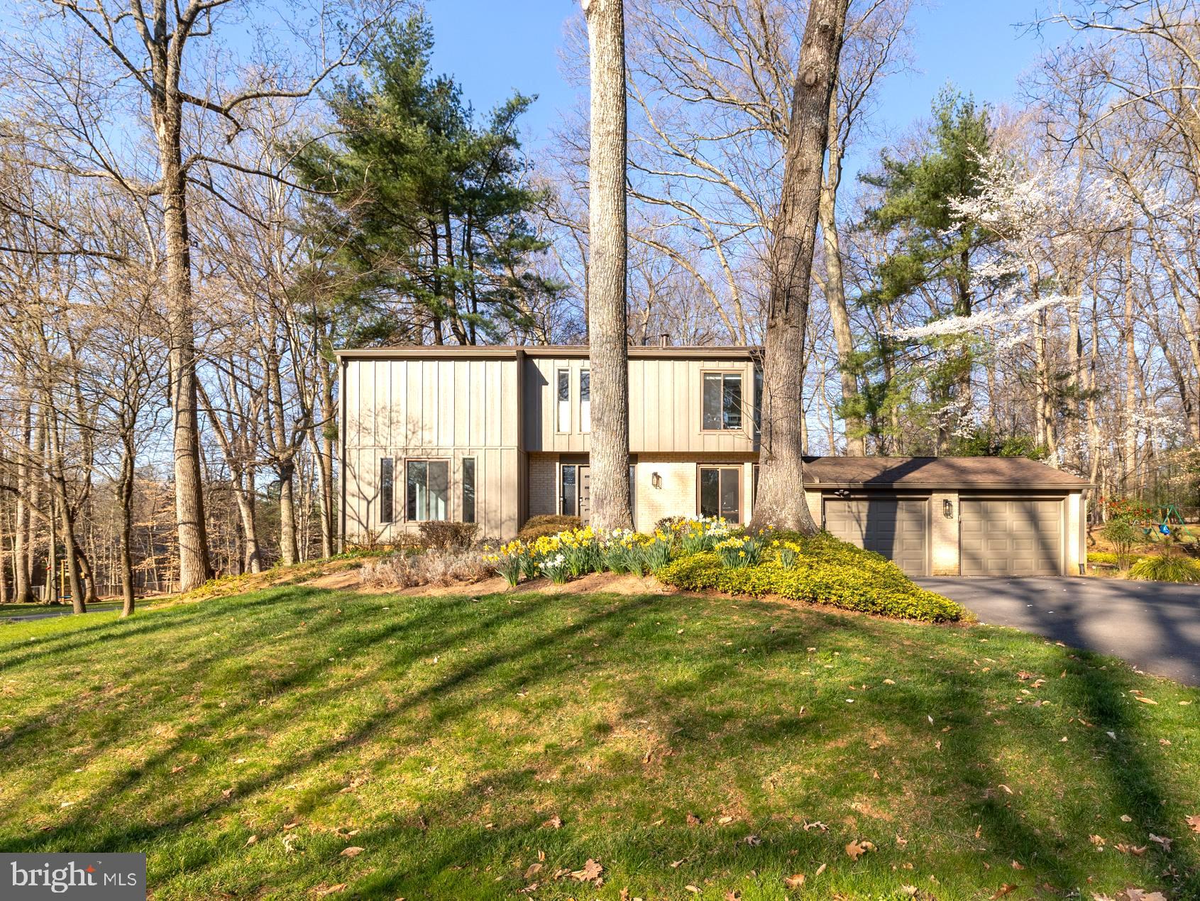 EAST GATE OF POTOMAC - Residential