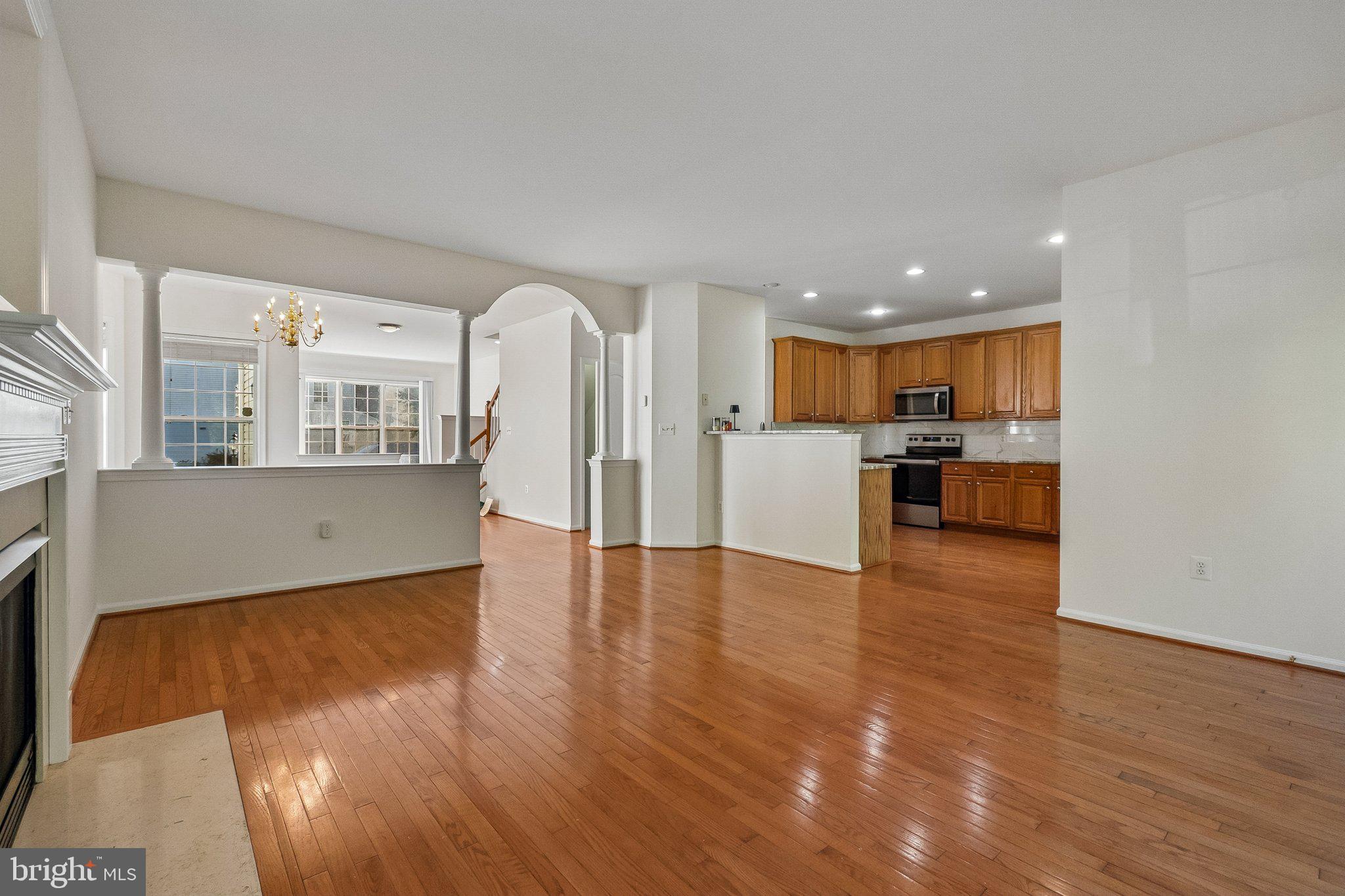 16586 RESERVOIR LOOP