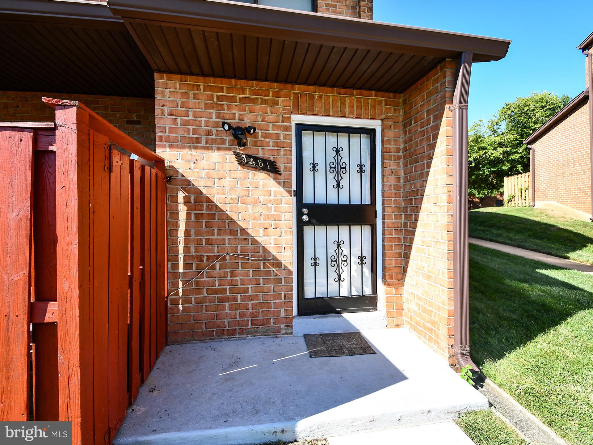 3481 SUMMIT COURT NE 3481
