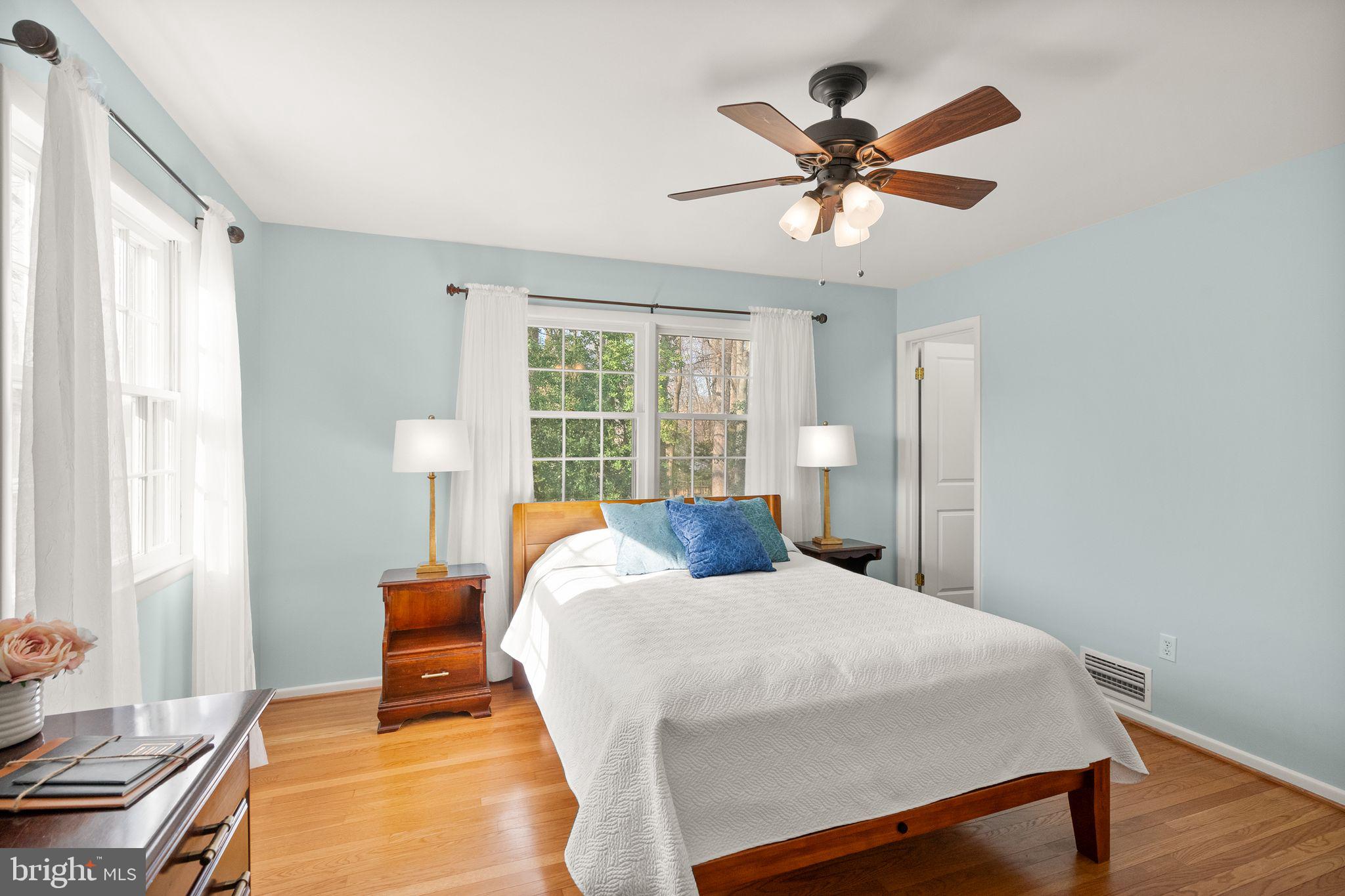 MOSBY WOODS - Residential