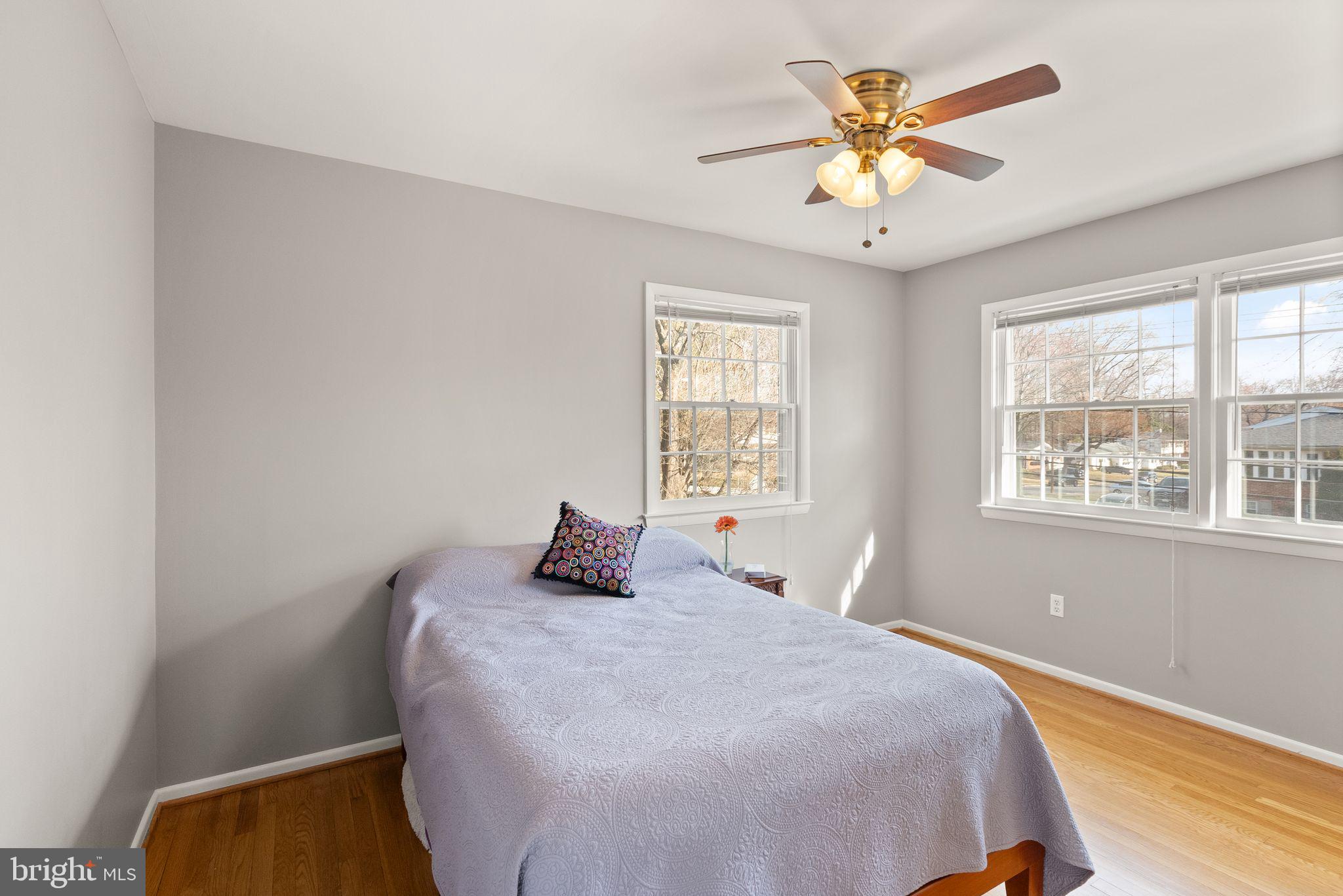 MOSBY WOODS - Residential