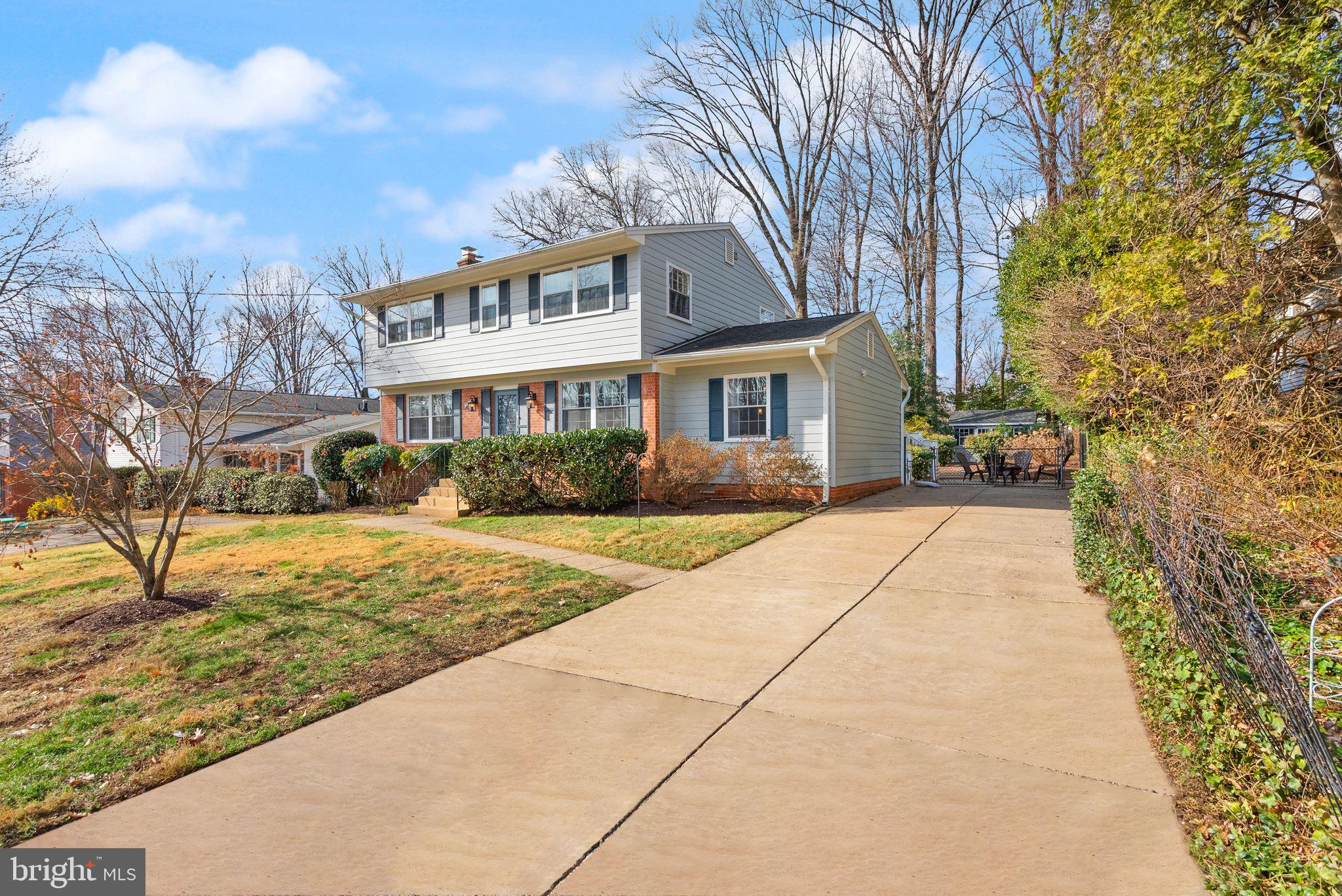 MOSBY WOODS - Residential