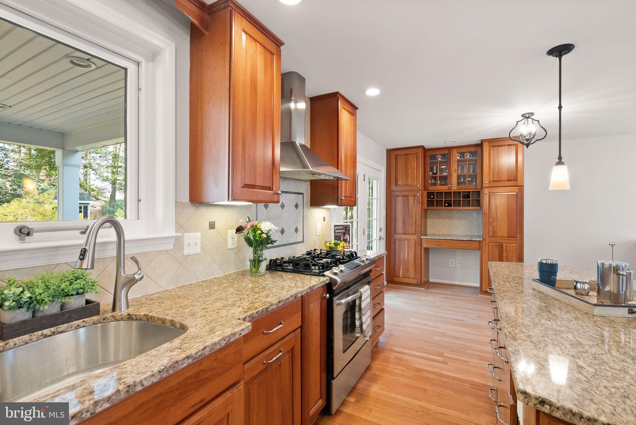 MOSBY WOODS - Residential