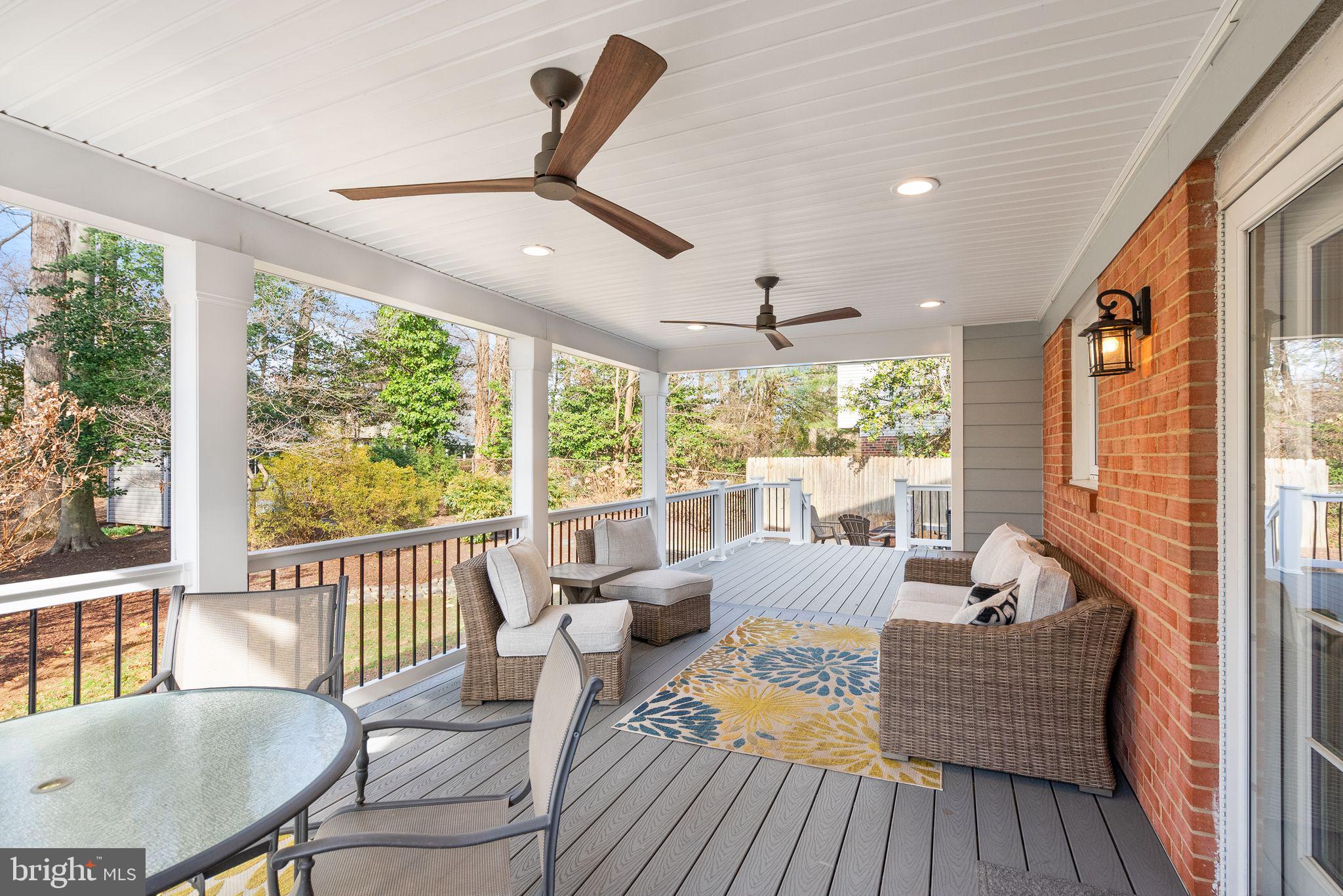 MOSBY WOODS - Residential