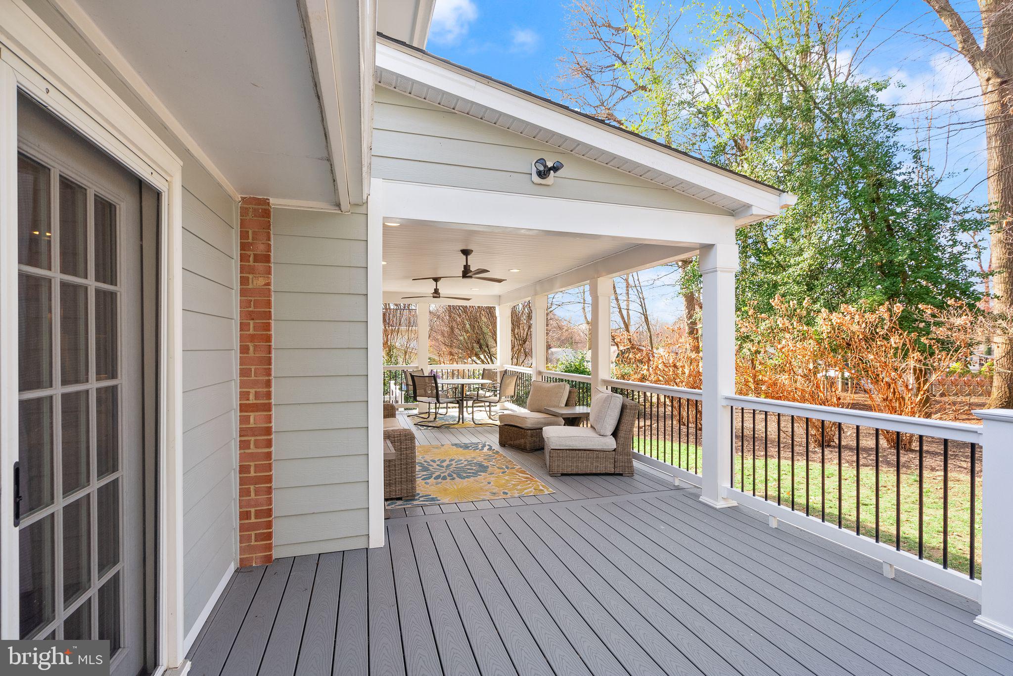 MOSBY WOODS - Residential