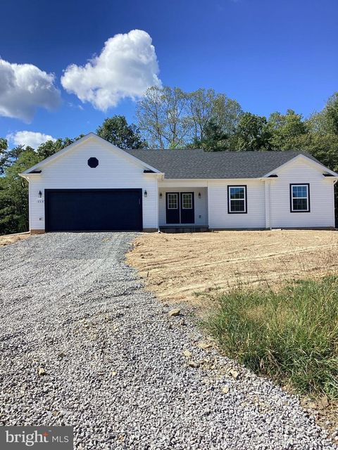 Homes For Sale - 113 W Santilli Trail<br/> Morgan County, GREAT CACAPON, WV 25422