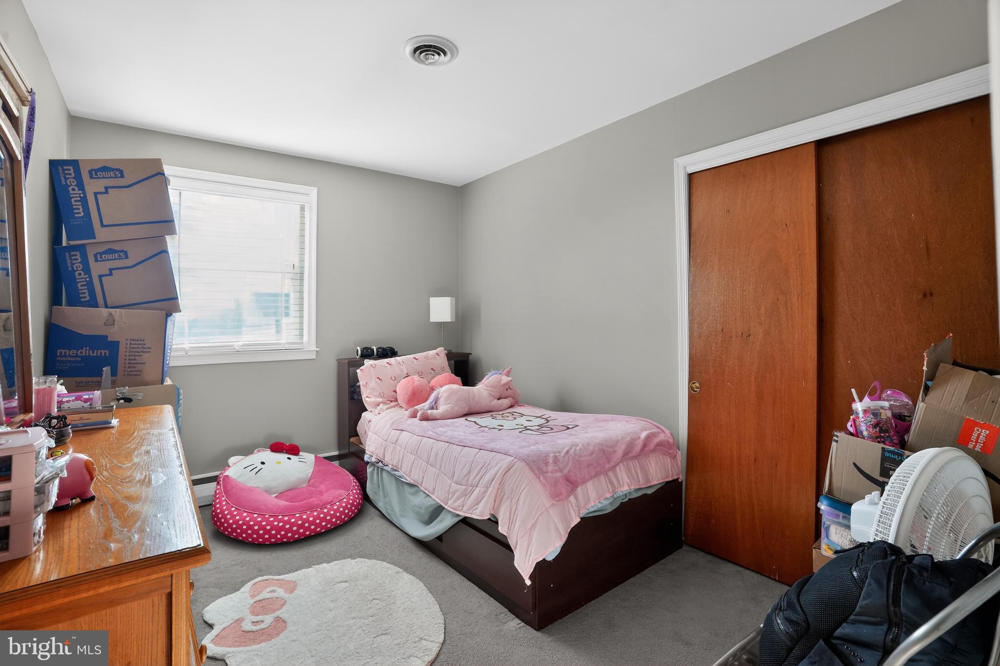 VILLAGE GREEN - Residential