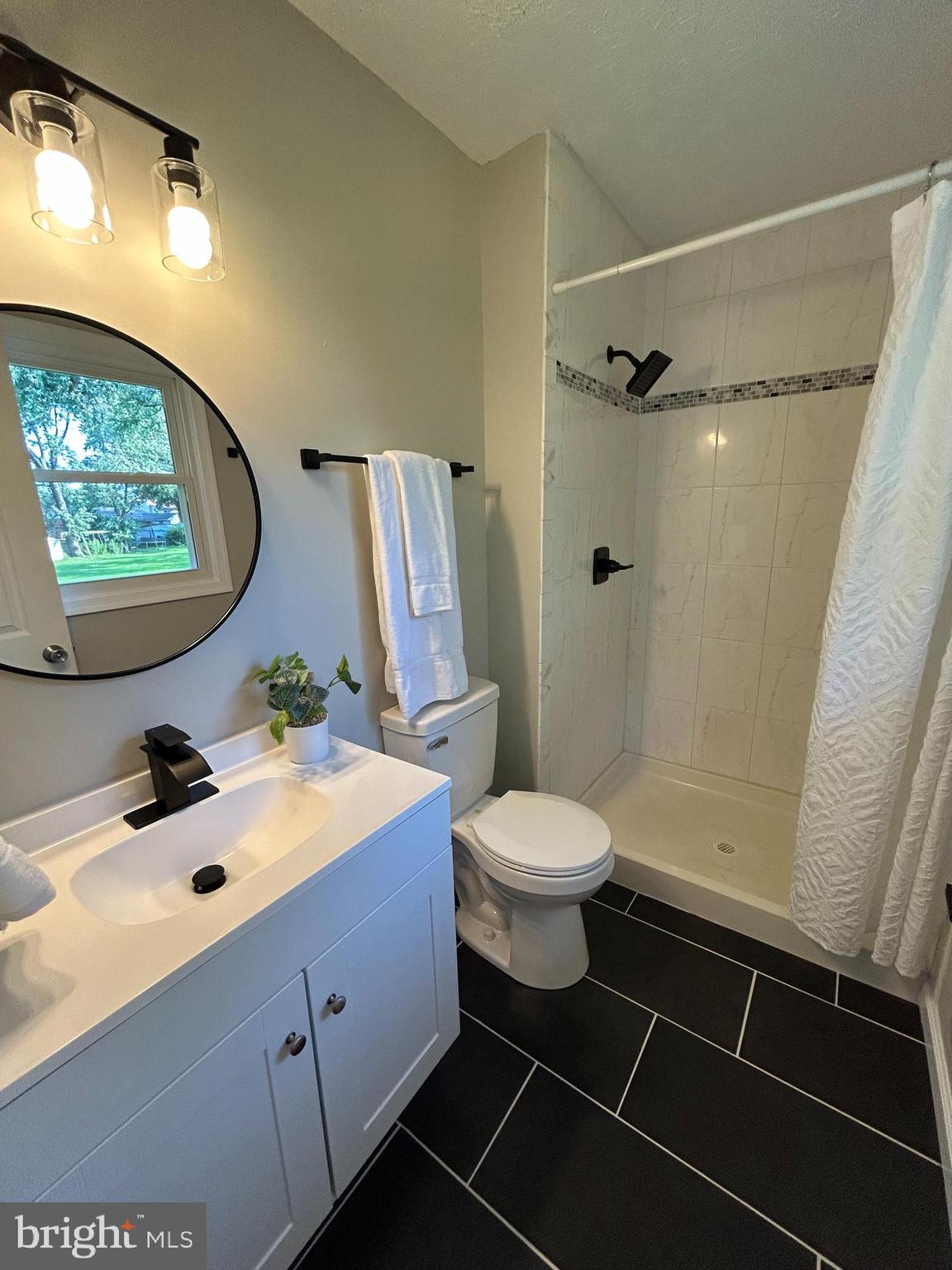 THE PROVINCES - Residential