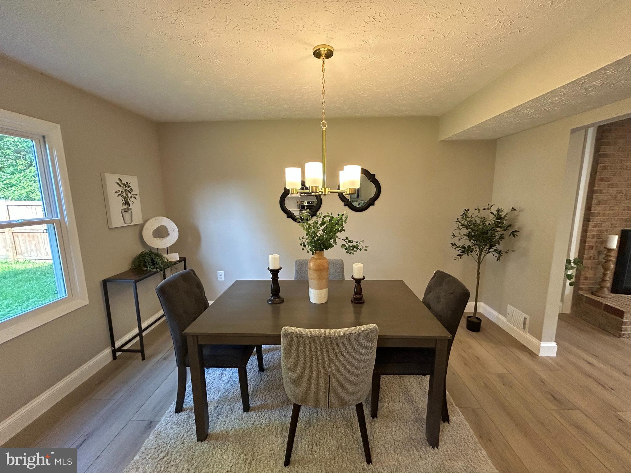 THE PROVINCES - Residential