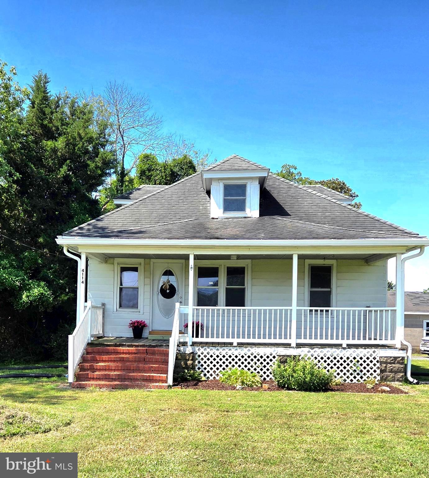 4114 MAIN STREET
