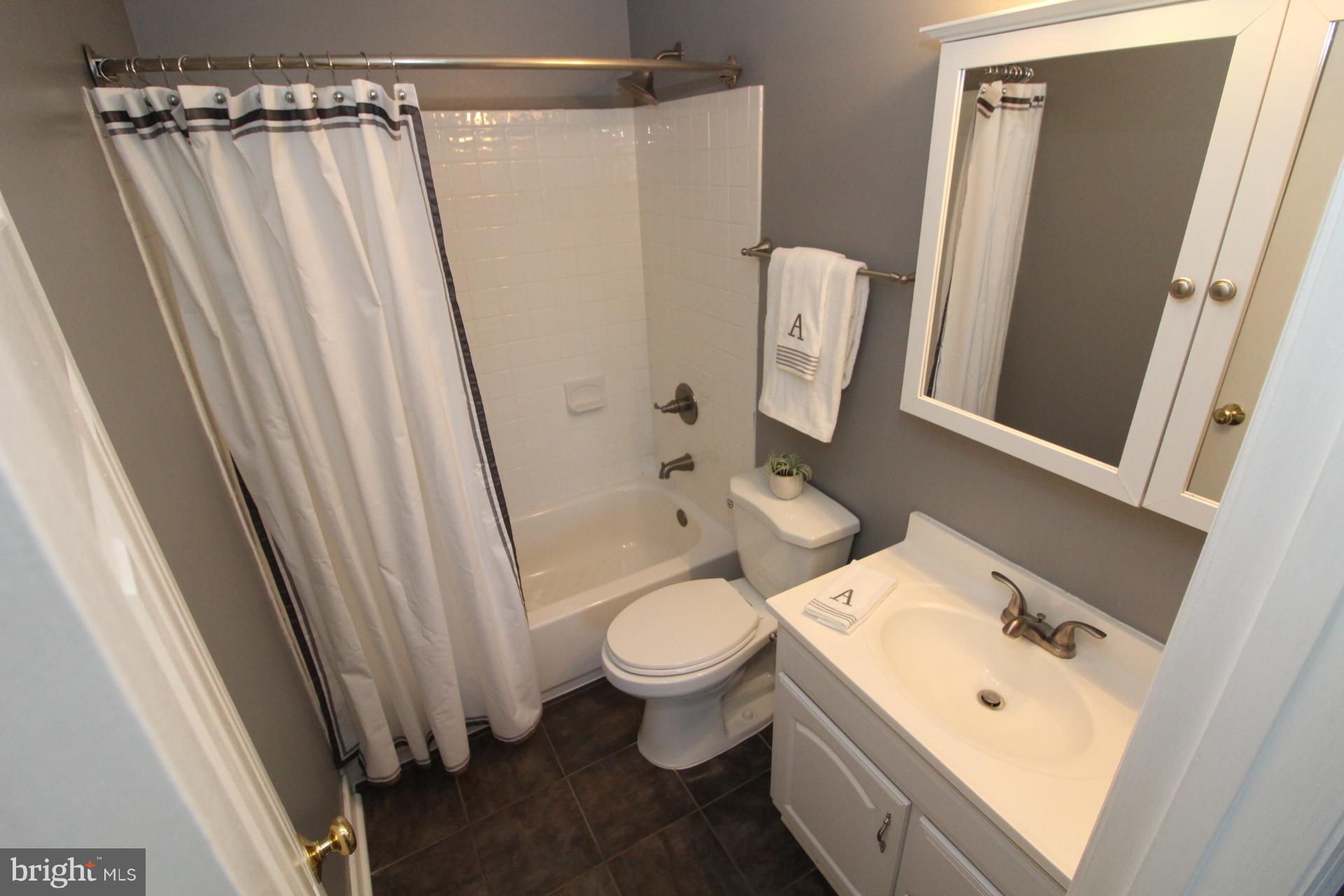 MANCHESTER LAKES - Residential