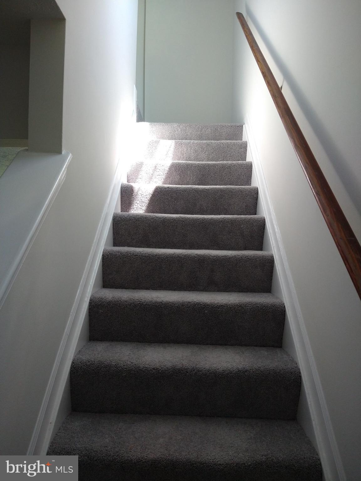 LAUREL GLEN - Residential