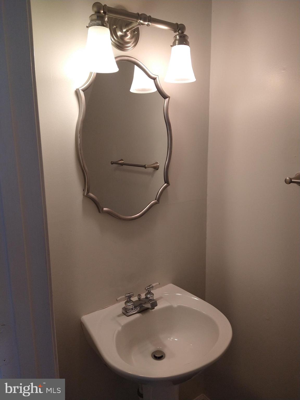 LAUREL GLEN - Residential