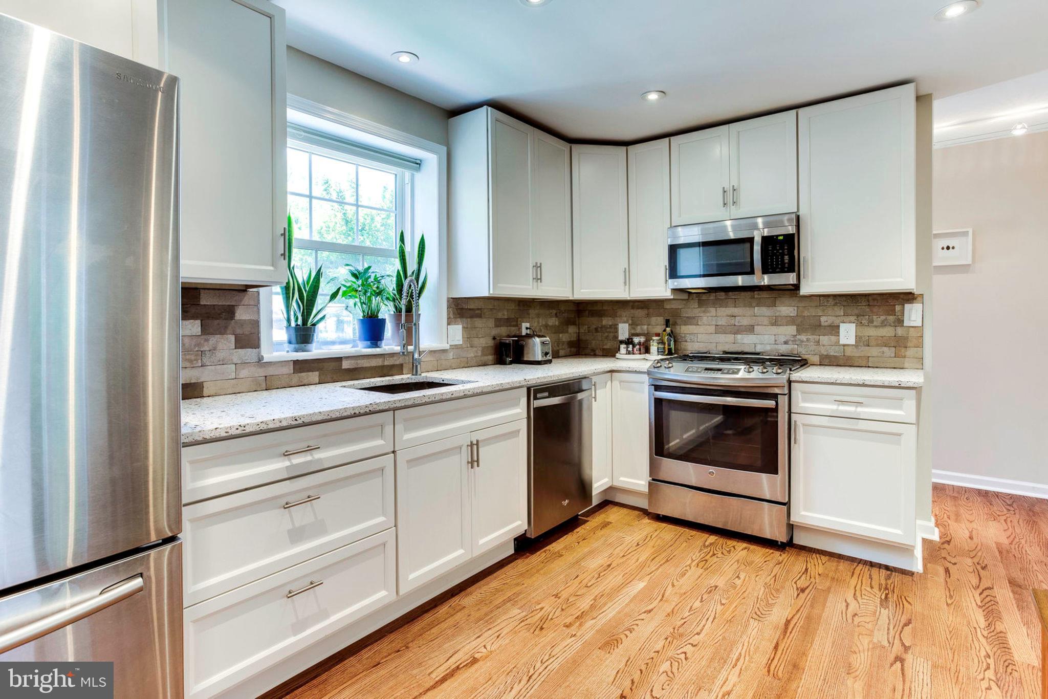 WARWICK VILLAGE - Residential Lease