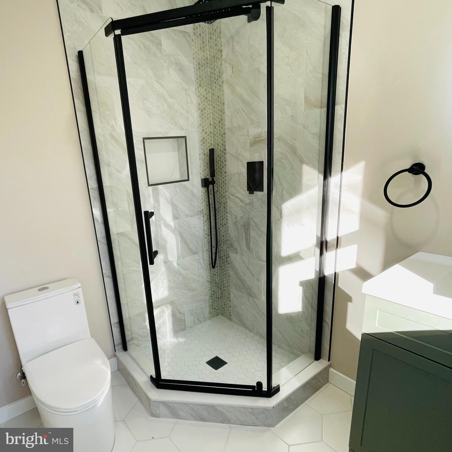 ROCK CREEK PALISADES - Residential