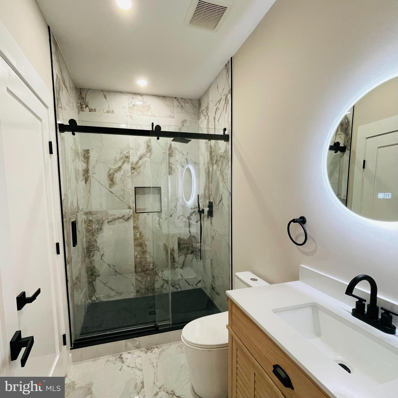 ROCK CREEK PALISADES - Residential