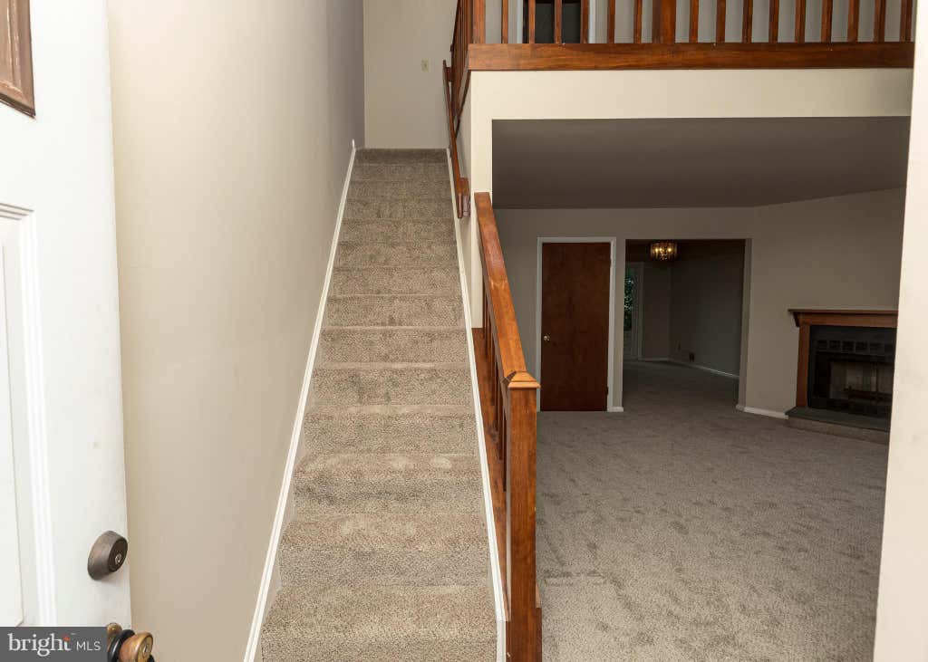Photo of 59 Valley Circle, NEWARK, DE 19711 (MLS # DENC2091178)