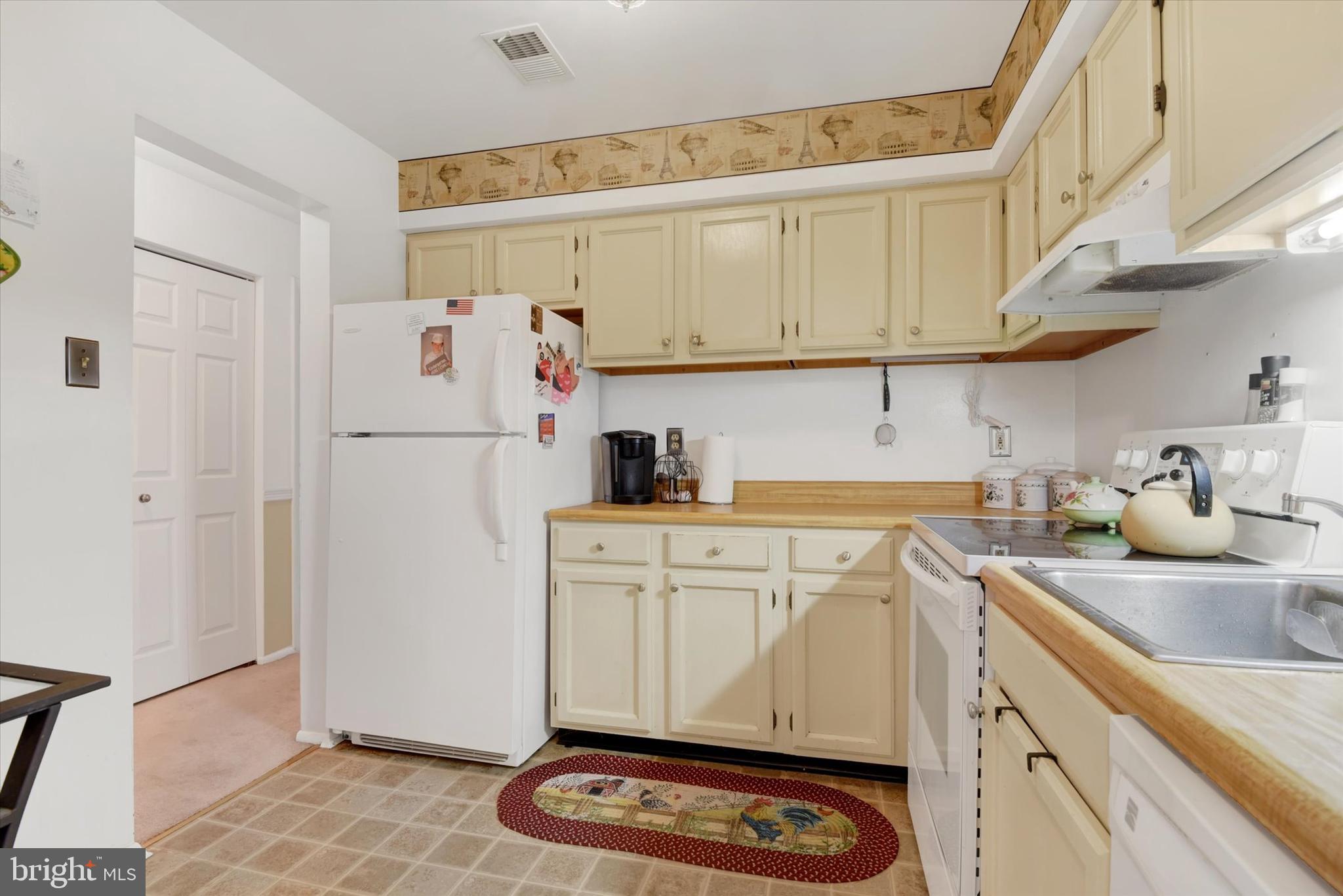 ROBERTS FIELD - Residential