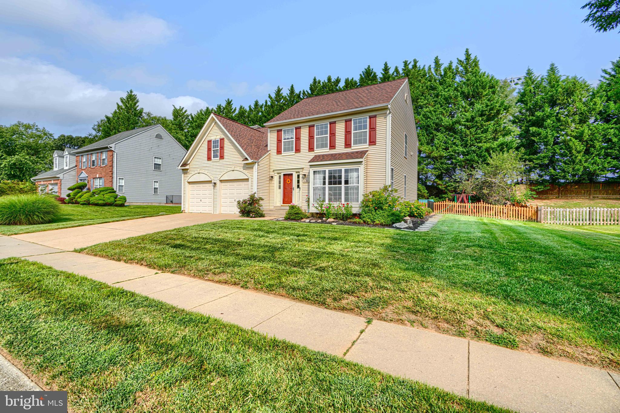 1122 AUTUMN GOLD DRIVE