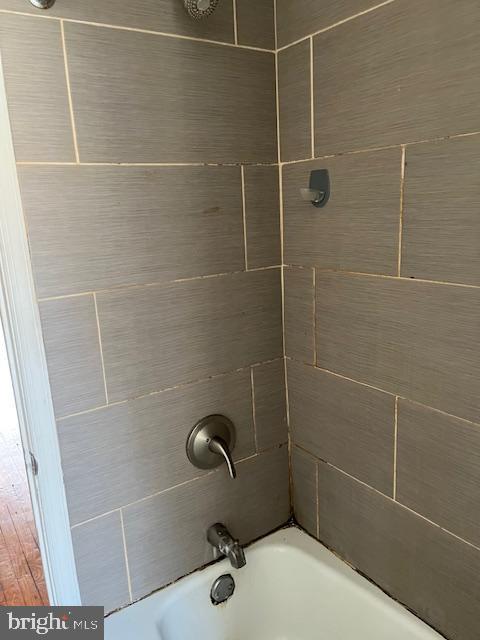 PHILADELPHIA (SOUTH) - Residential Lease