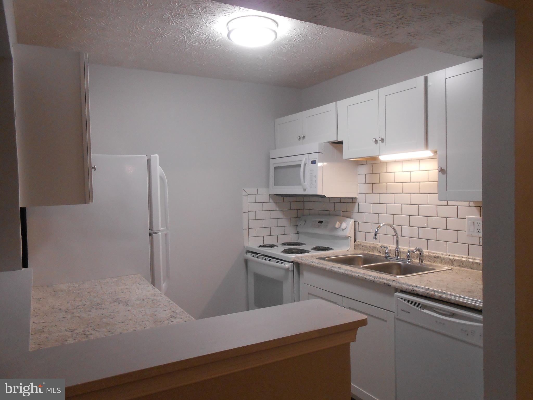 44706 BEECHWOOD COURT 636 636