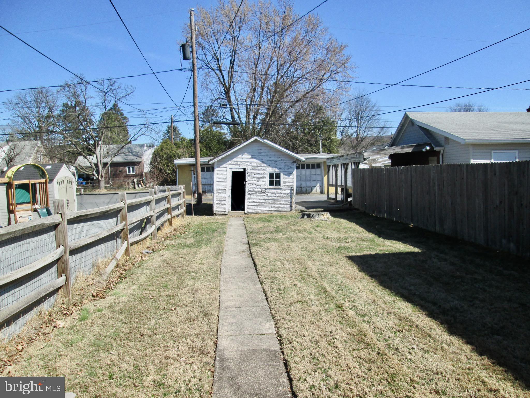 HYDE PARK - Residential