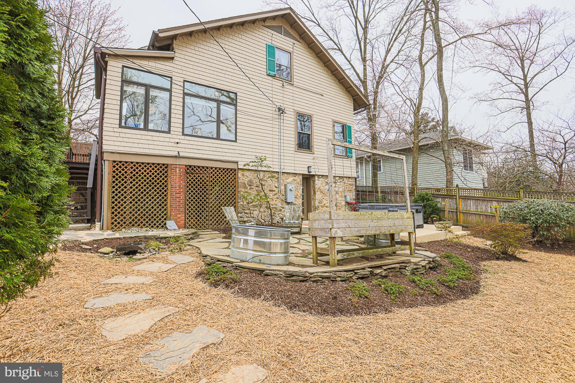 MOUNT WASHINGTON - Residential