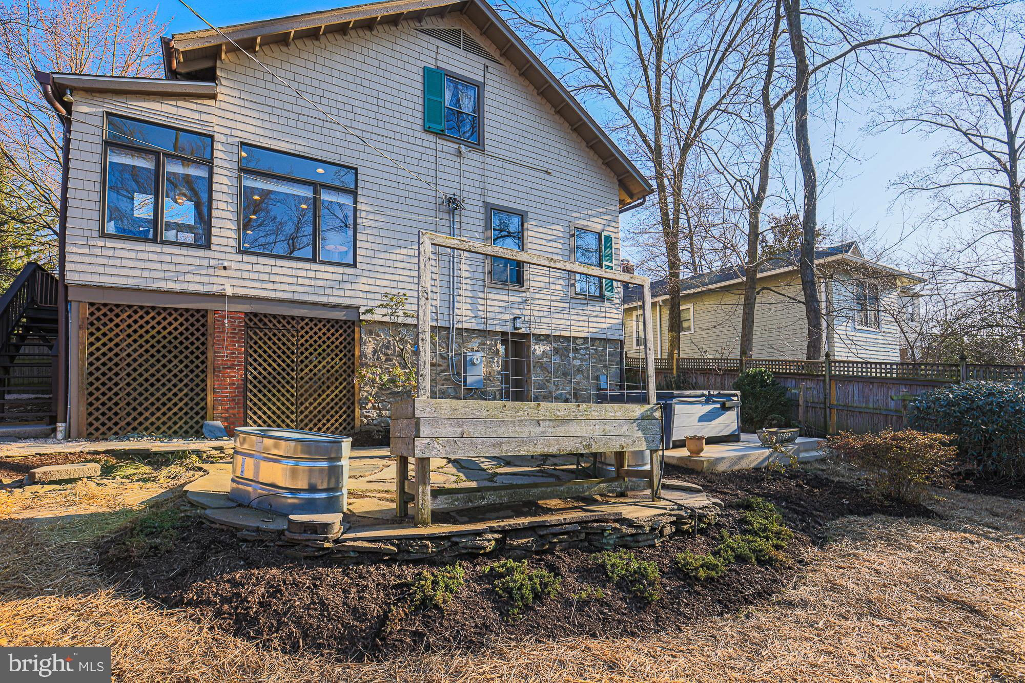 MOUNT WASHINGTON - Residential