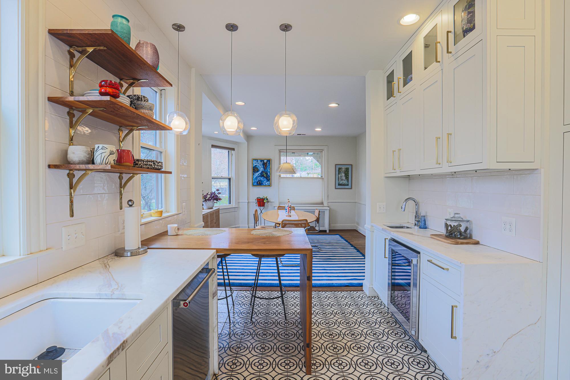 MOUNT WASHINGTON - Residential