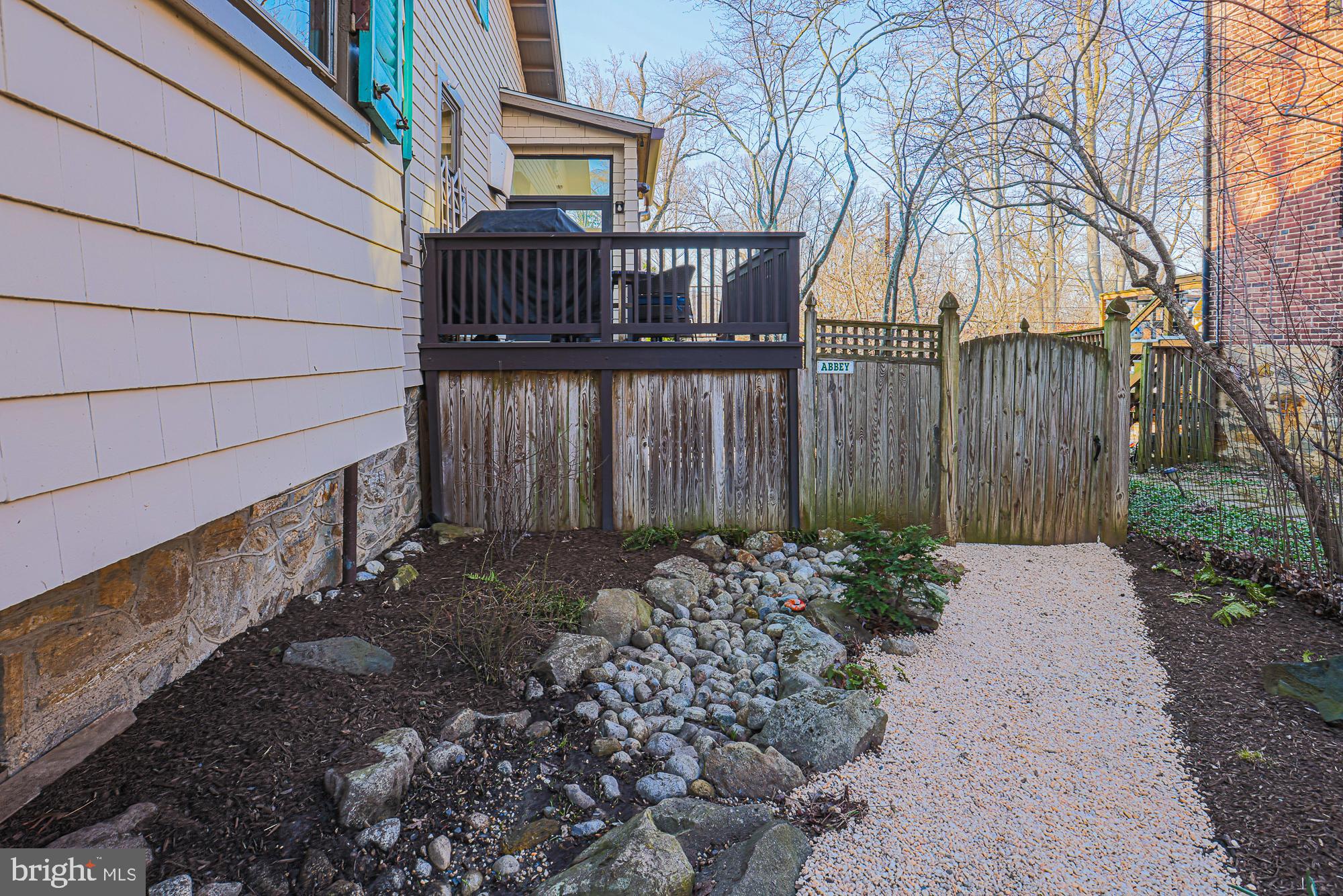 MOUNT WASHINGTON - Residential