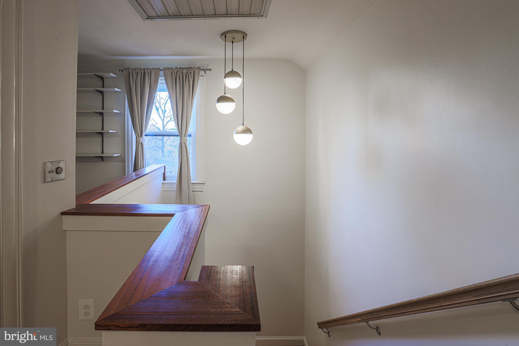 MOUNT WASHINGTON - Residential