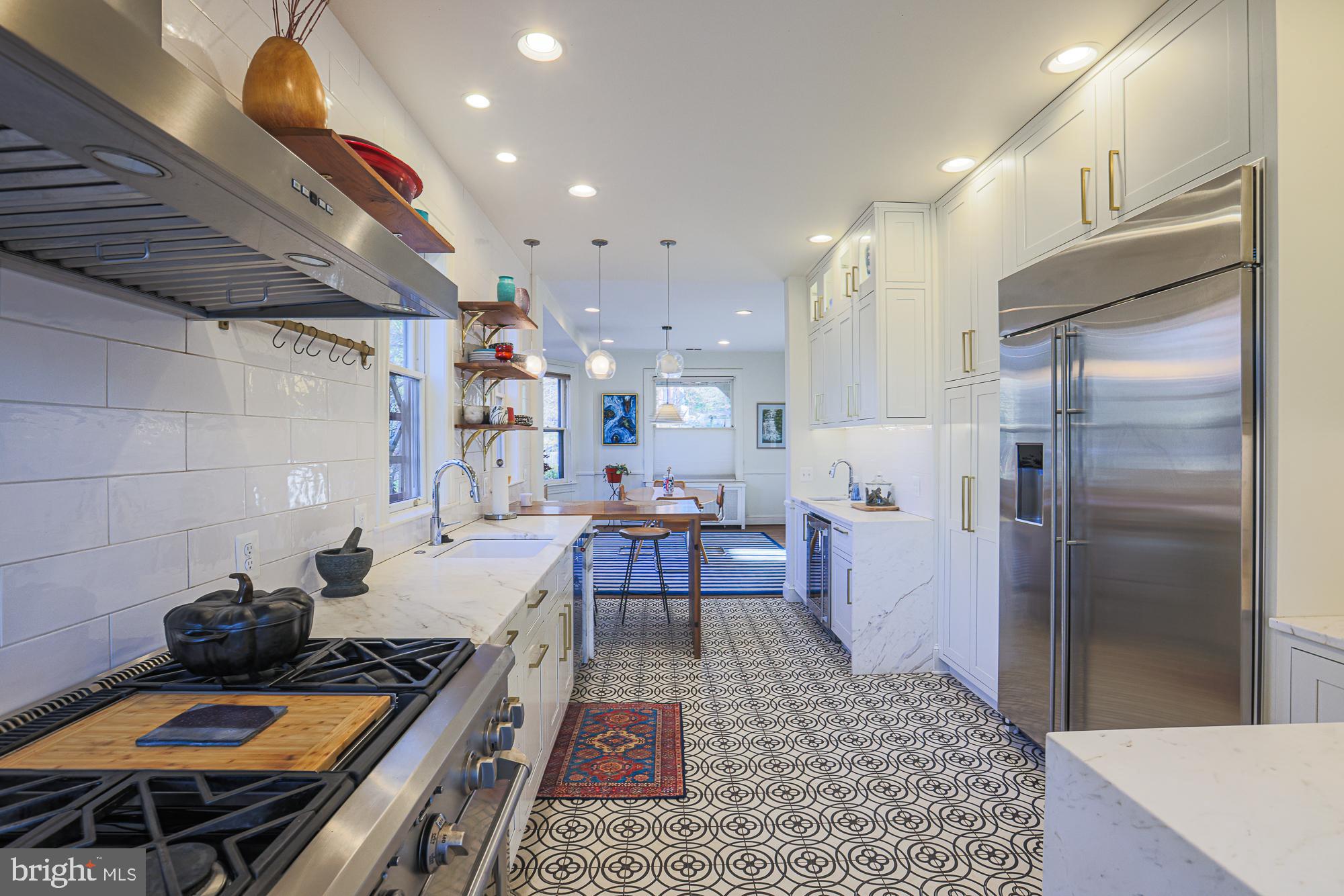 MOUNT WASHINGTON - Residential