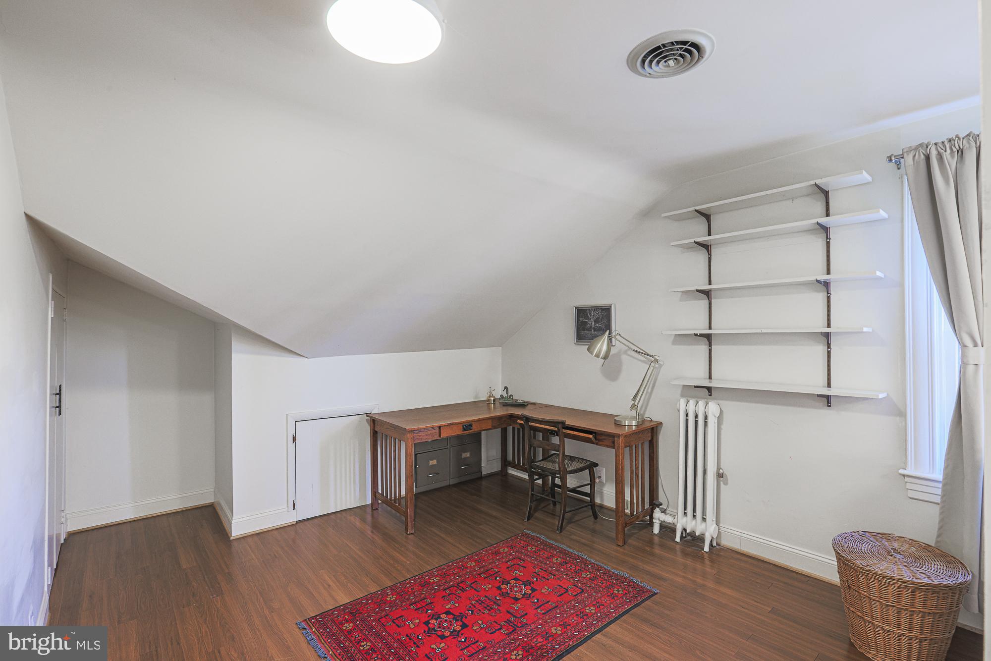 MOUNT WASHINGTON - Residential