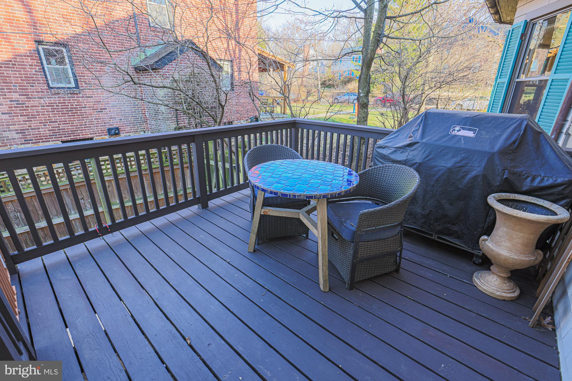 MOUNT WASHINGTON - Residential