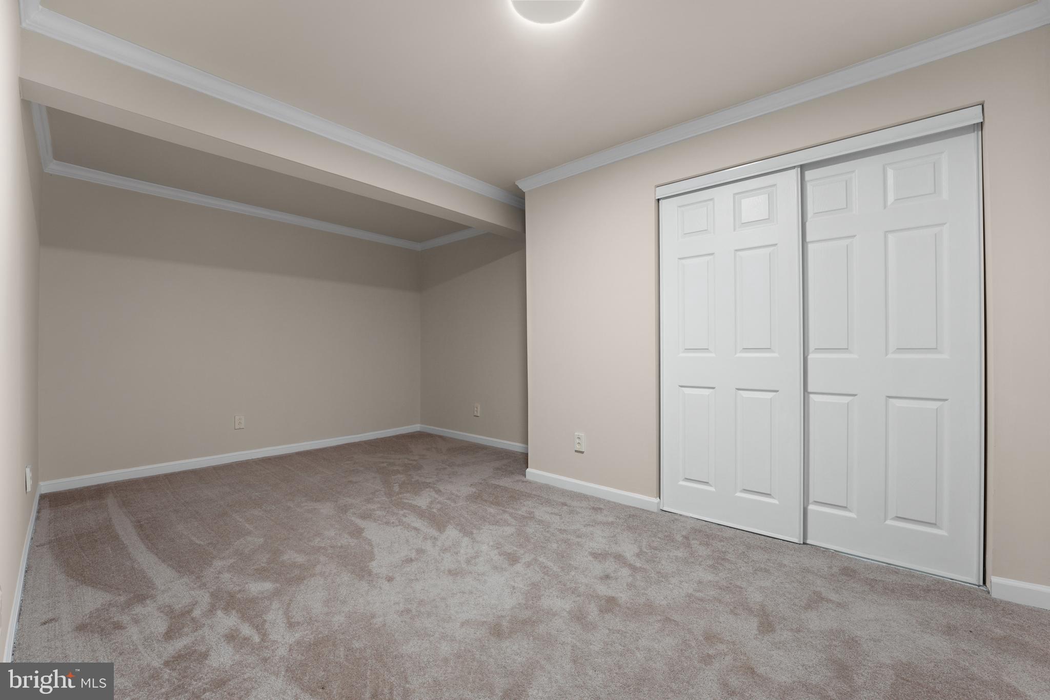 SHEFFIELD MANOR - Residential