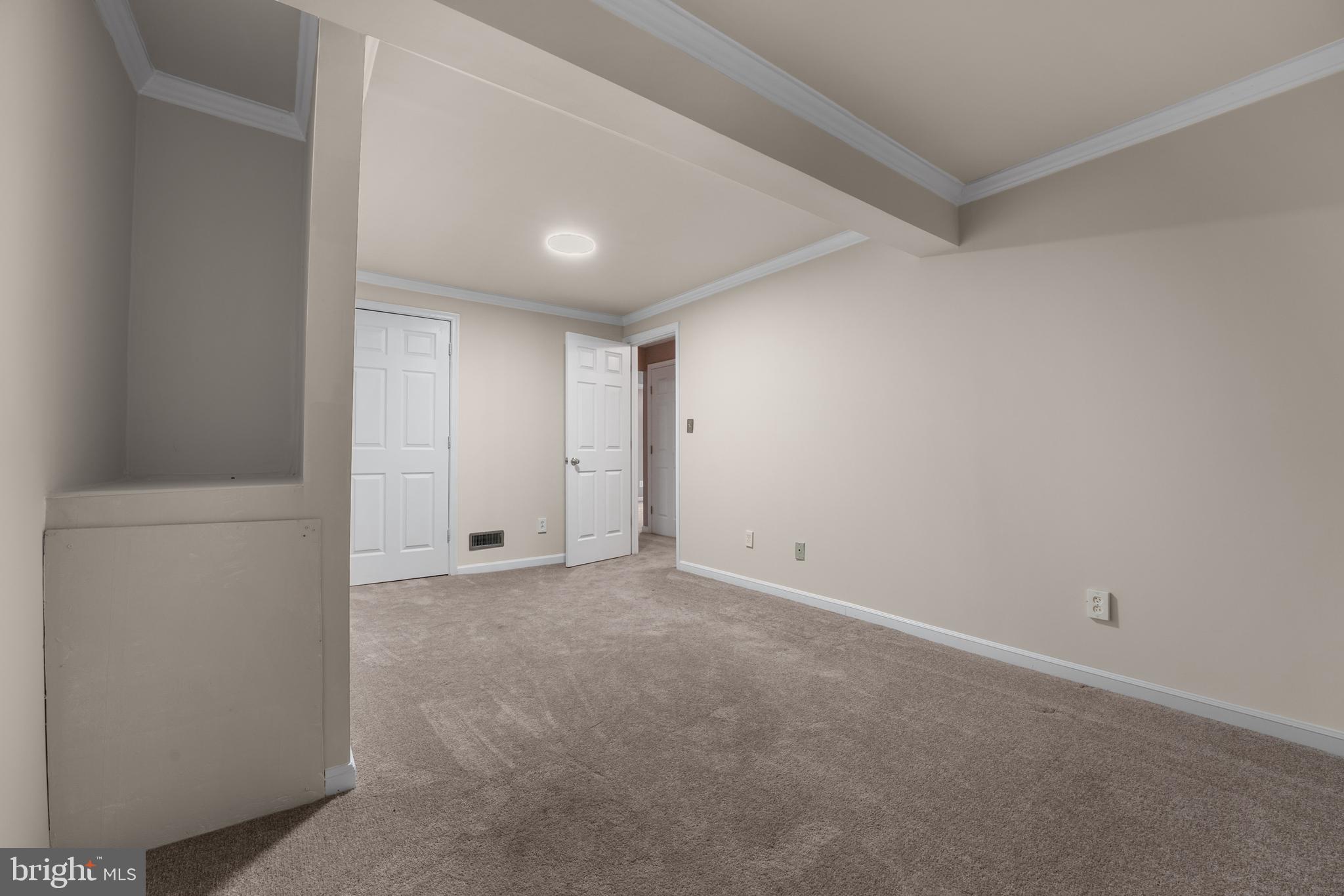 SHEFFIELD MANOR - Residential