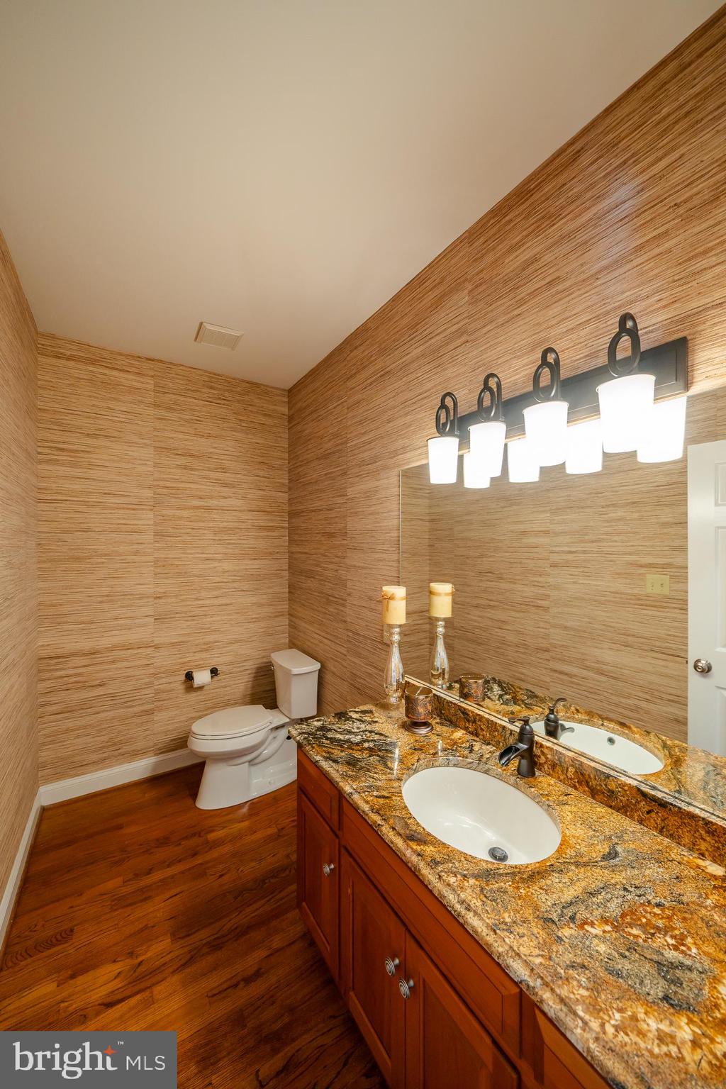 GLENWOOD ESTATES - Residential