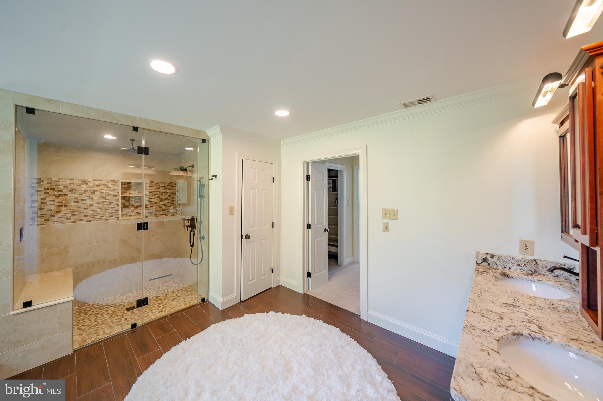 GLENWOOD ESTATES - Residential