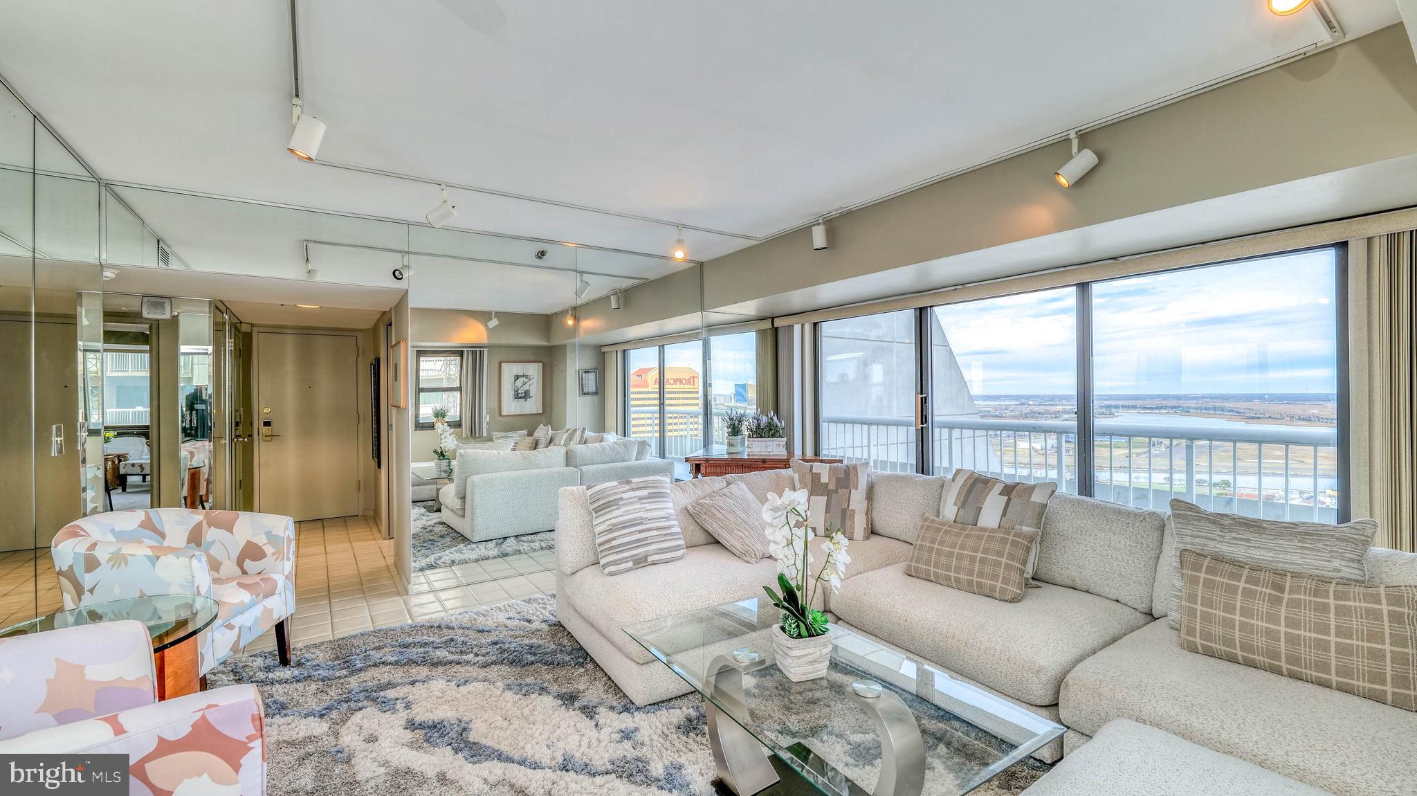 3101 BOARDWALK 3208-2