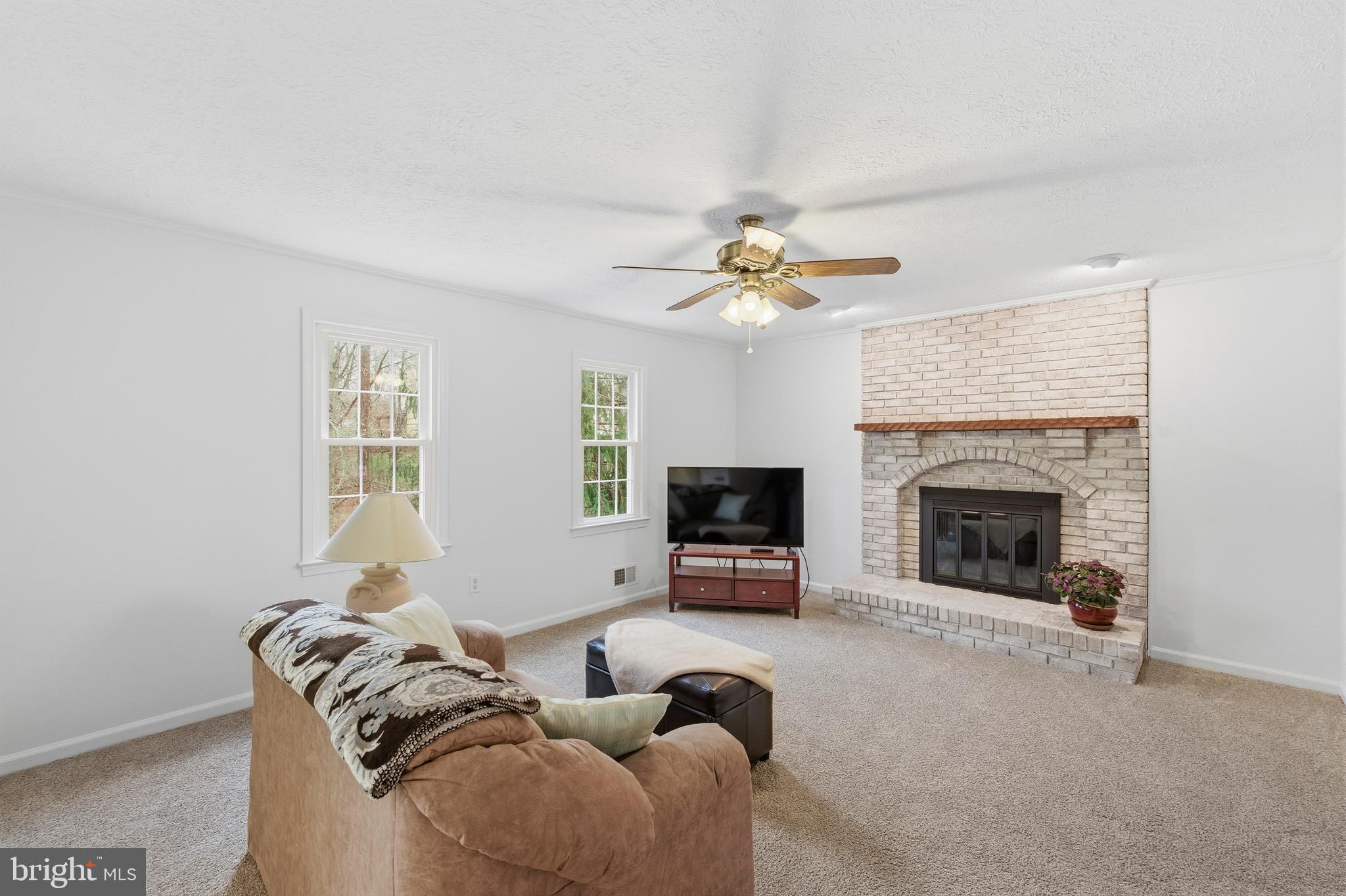 CHURCHILL - Residential