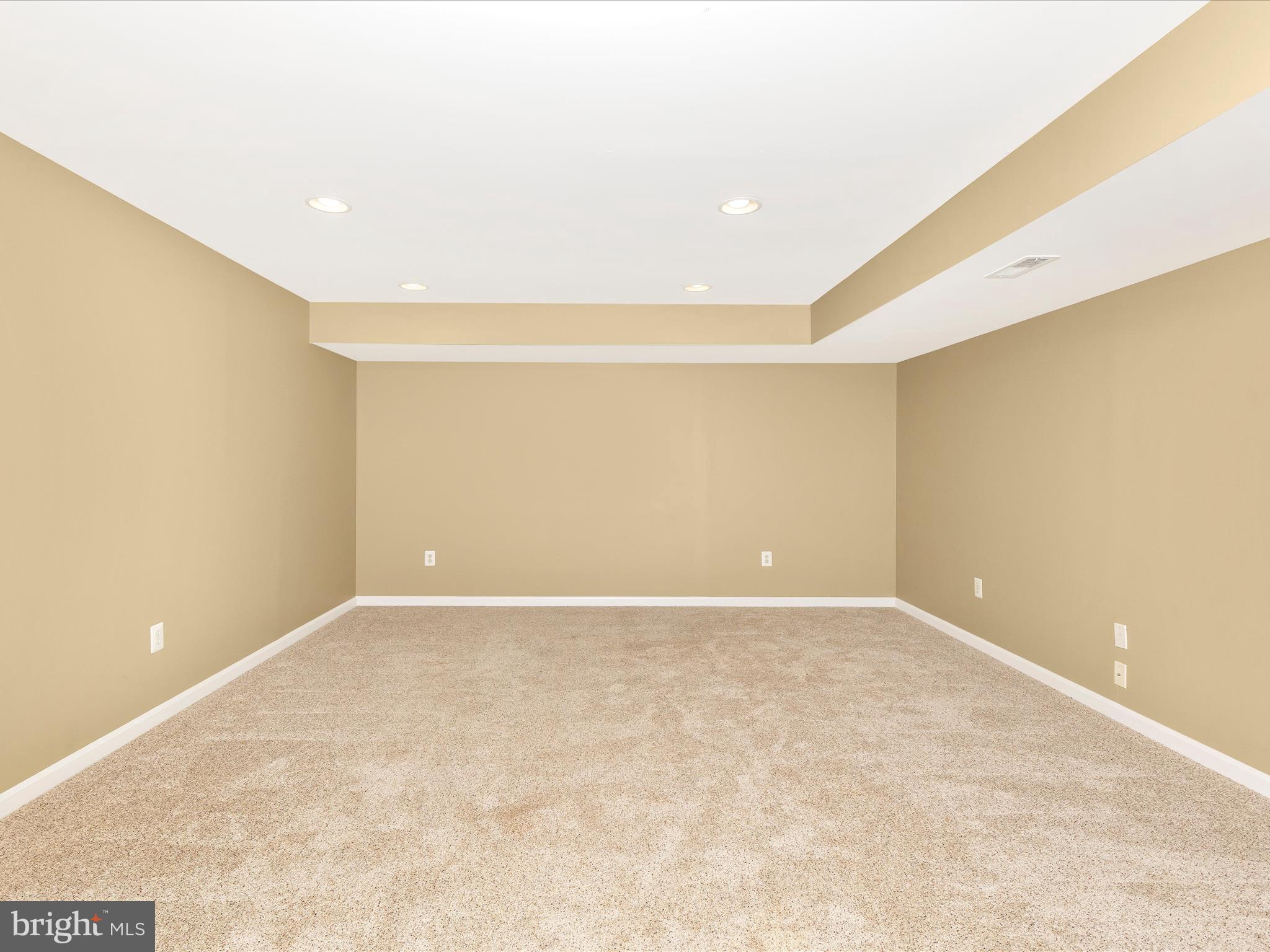 VILLAGES OF URBANA - Residential