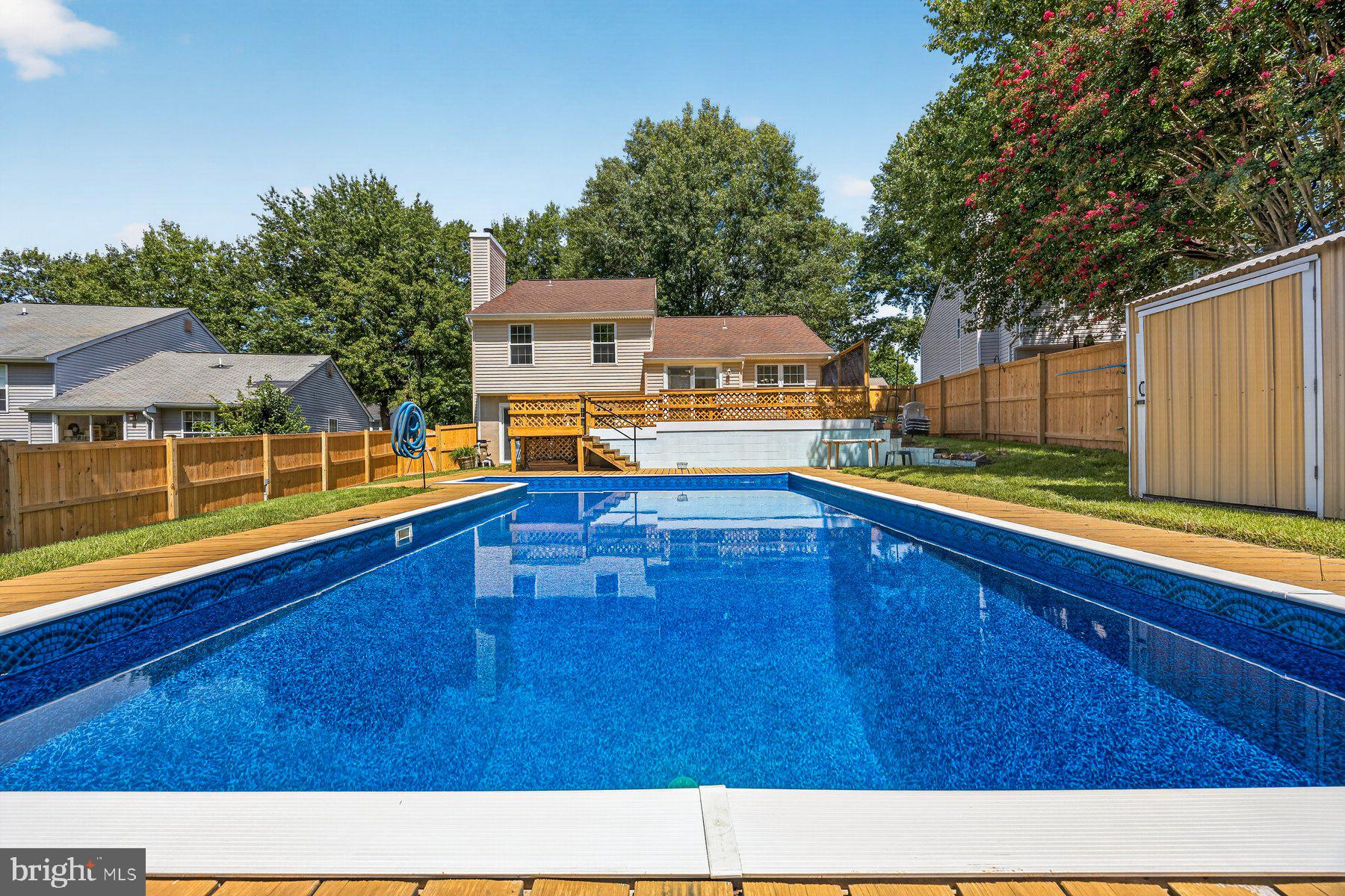 281 YALE COURT