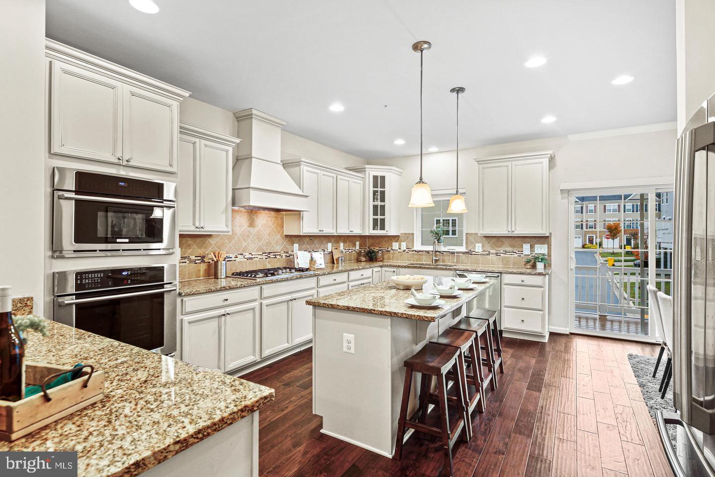 DORCHESTER VIEW - Residential Lease